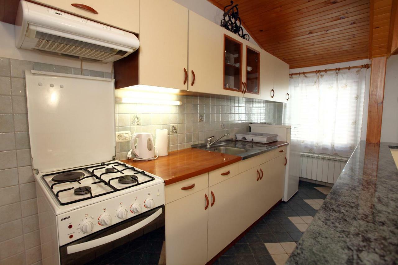 Apartment Svobode อิซอลา ภายนอก รูปภาพ